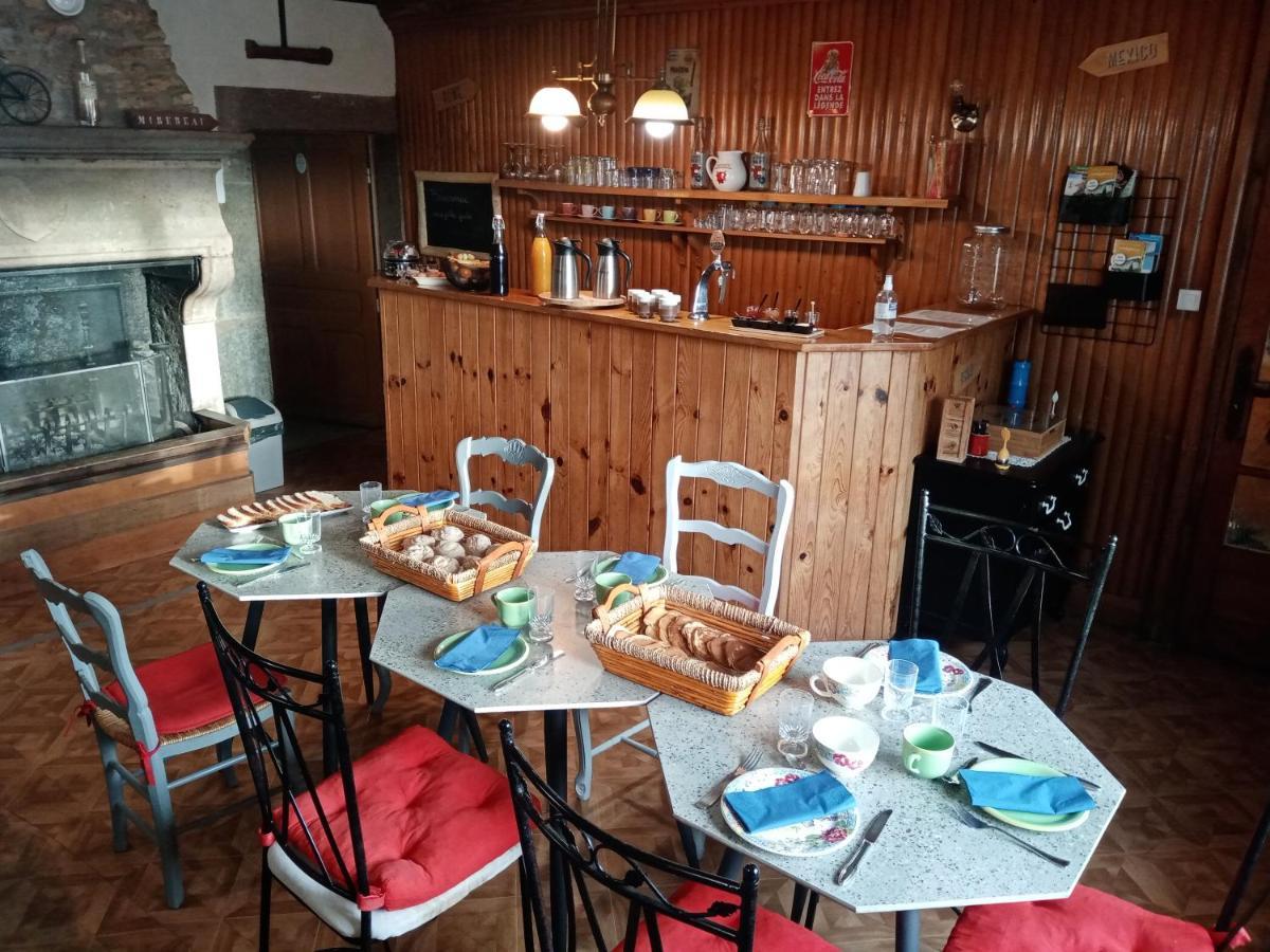 Les P'Tites Pistes Bed & Breakfast Chaux-des-Pres Екстериор снимка